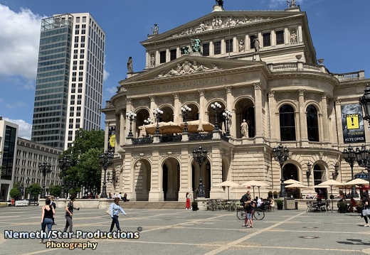 EP24 - #RightNow Frankfurt: Alte Oper (Old Opera House) - June 1st 2019